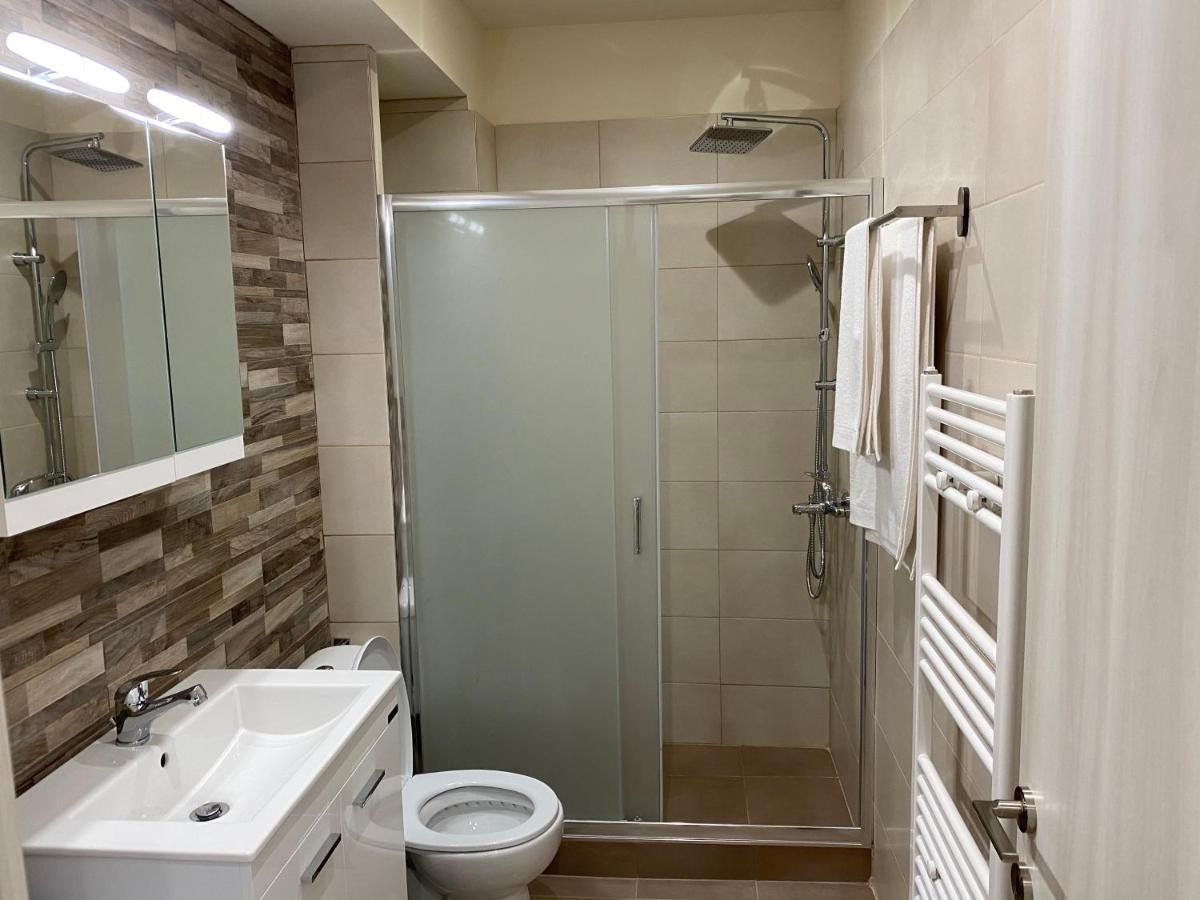 Great Alexander Street, Larisa Apartment Ngoại thất bức ảnh